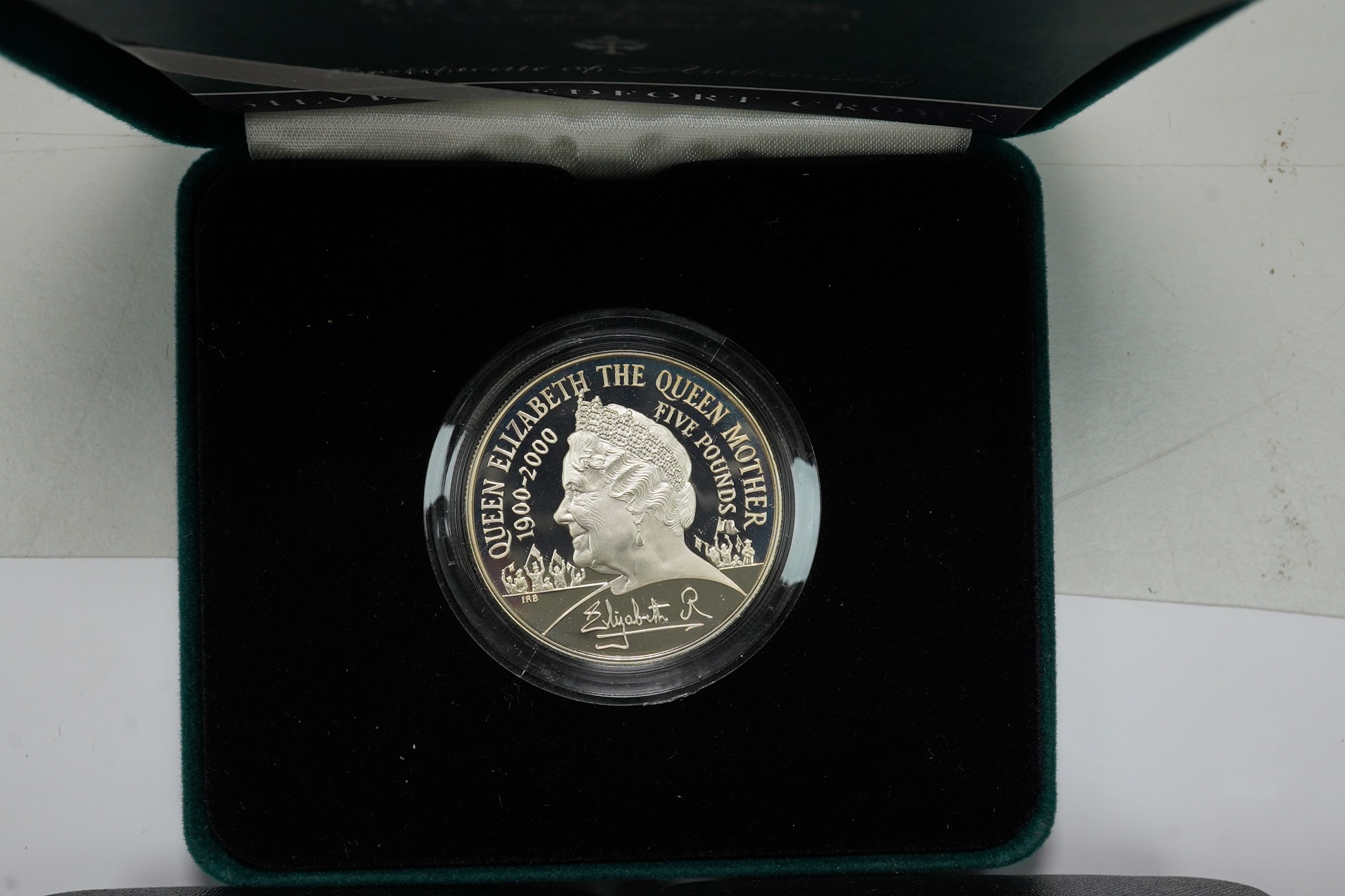 Royal Mint UK QEII silver proof piedfort coins; three coin collection, 2003, a Queen Mother Centenary crown 2000, three £2, 1997, 1999 and 2001, four £1, 1997-2000